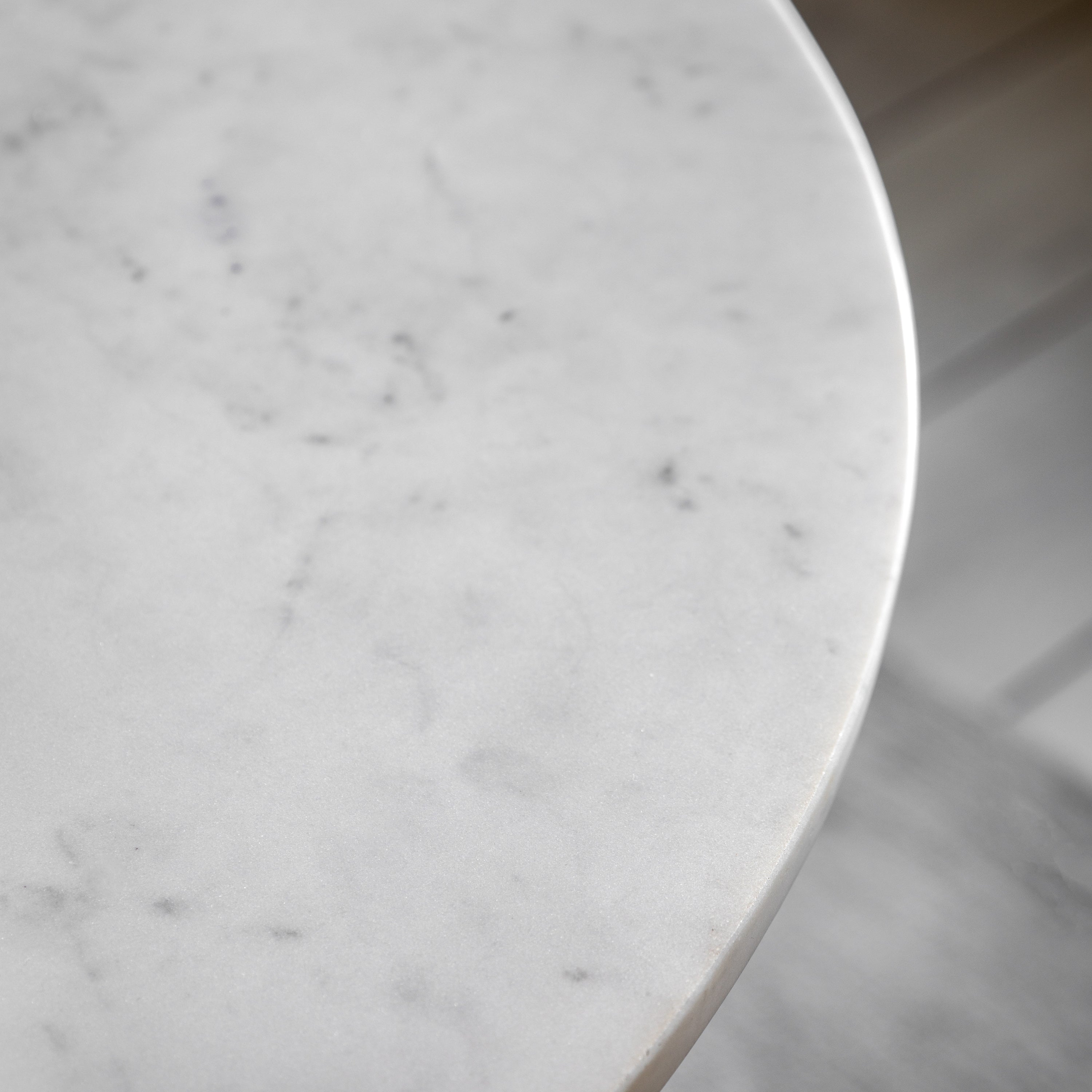 Francesco Grey Mango Wood & White Marble Dining Table | 6 Seater